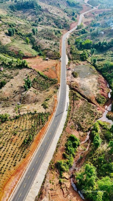 Bán đất thổ cư: Bán đất 2400m² giá 2.29 tỷ Xã Kon Plông