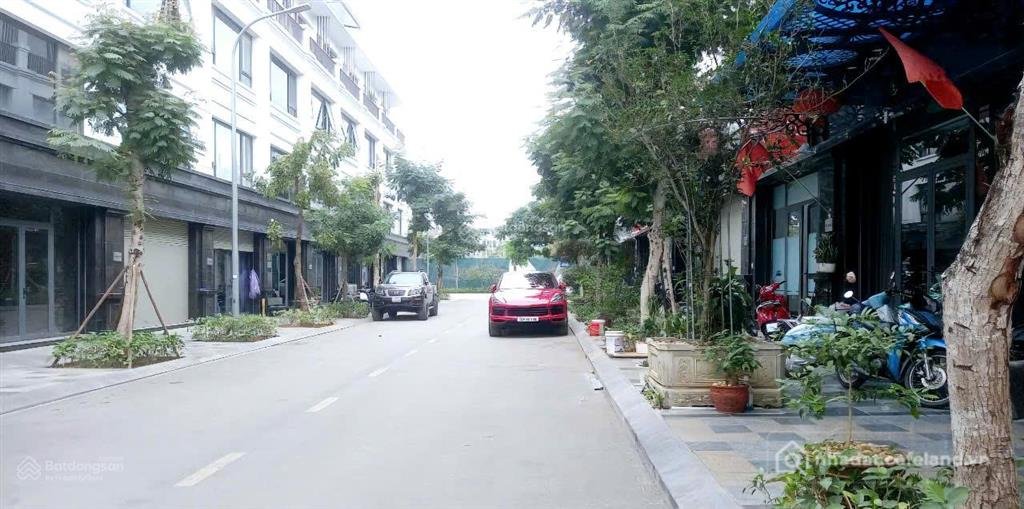 Bán nhà riêng: Bán rất gấp nhà 4 tầng. sẵn sổ. kđt diamond park lạng sơn. giá 3,