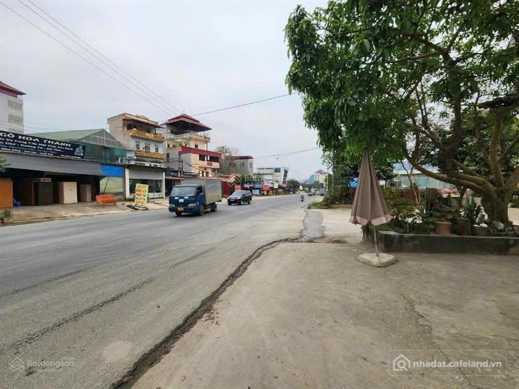 Bán nhà riêng: Bán nr tại thị trấn đồng đăng, 14 tỷ, 369.2m2, 3 tầng, hàng hiếm