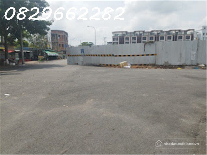 Bán nhà riêng: Bán nhà phố 3 tầng lầu Sổ Hồng ngay nội khu Vincom Sa Đéc. DT 90m