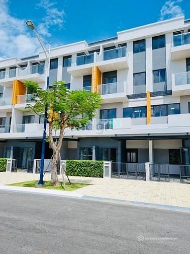 Bán biệt thự: Bán nhà phố góc hoa hậu Lovera Premier, đường Trịnh Quang Nghị