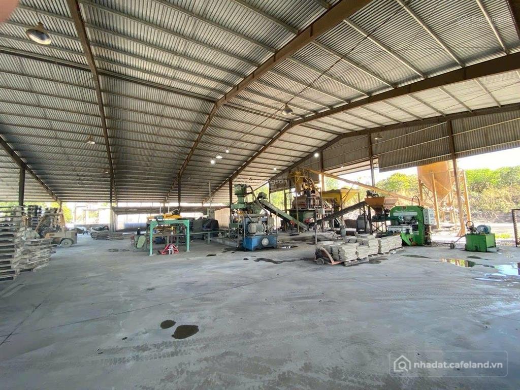 Bán kho, nhà xưởng: Bán cụm kho xưởng tại khu công nghiệp hòa phú đắc lắc