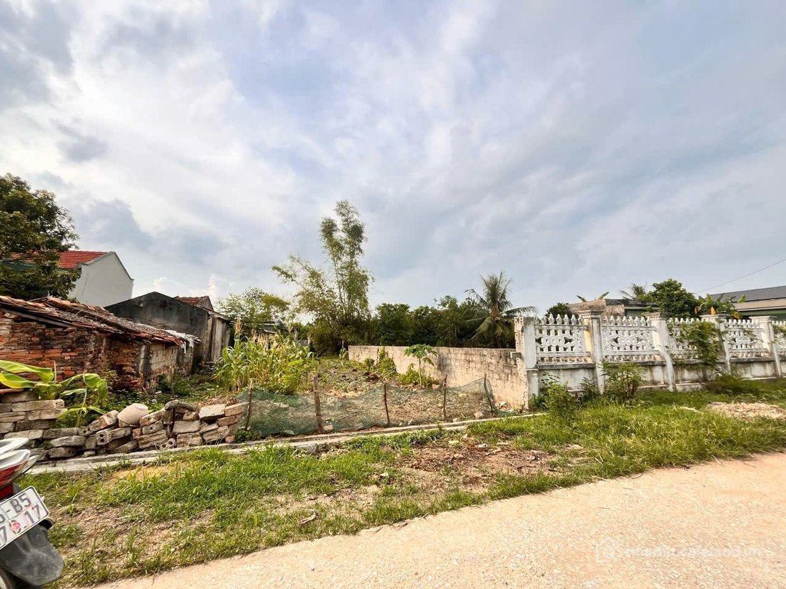 Bán đất thổ cư:  Chính chủ ra ngay lô đất trục chính Thái Minh Thái Hoà Triệu S