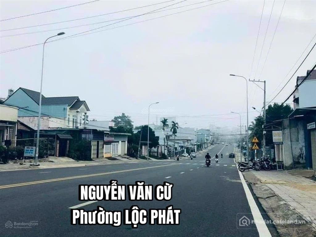 Bán đất thổ cư: Bán đất bảo lộc đường nguyễn văn cừ, phường lộc phát ngay điểm x