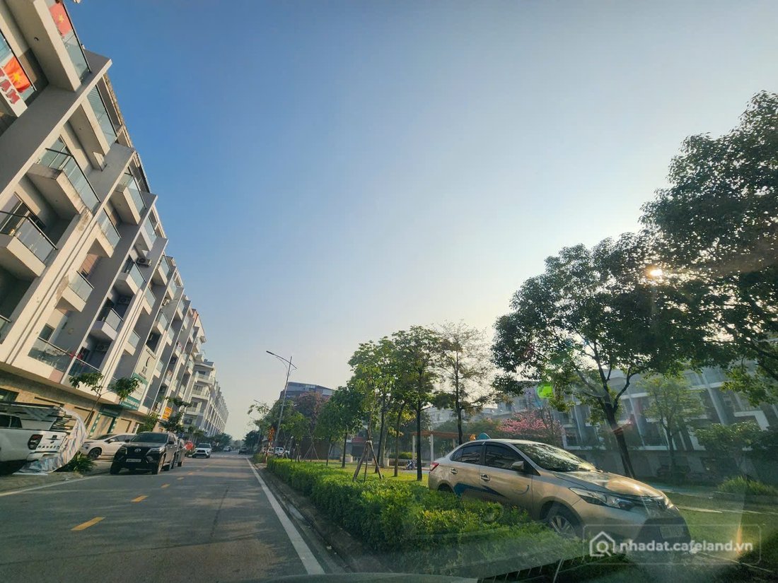 Bán đất thổ cư: BÁN NHÀ 5 TẦNG DỰ ÁN HIMLAM ĐẠI PHÚC. TP. BẮC NINH