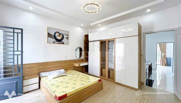 Cho thuê nhà riêng: Cho thuê nhà 4 phòng ngủ khu dân cư hưng phú 1 gần siêu thị 