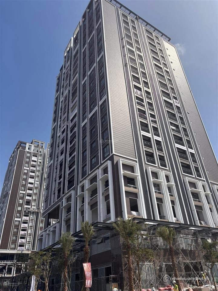 Bán căn hộ chung cư: Căn hộ 2 phòng ngủ cara river park view sông hậu