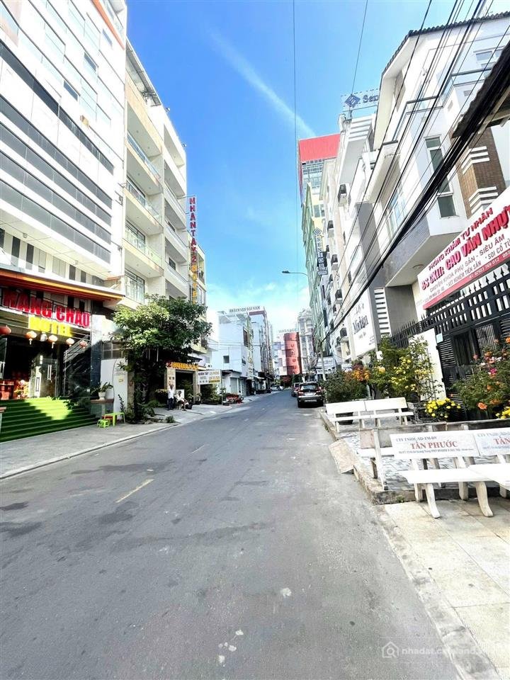 Bán nhà riêng: Bán khách sạn trung tâm thương mại cái khế cần thơ, trệt 6 tầng, 