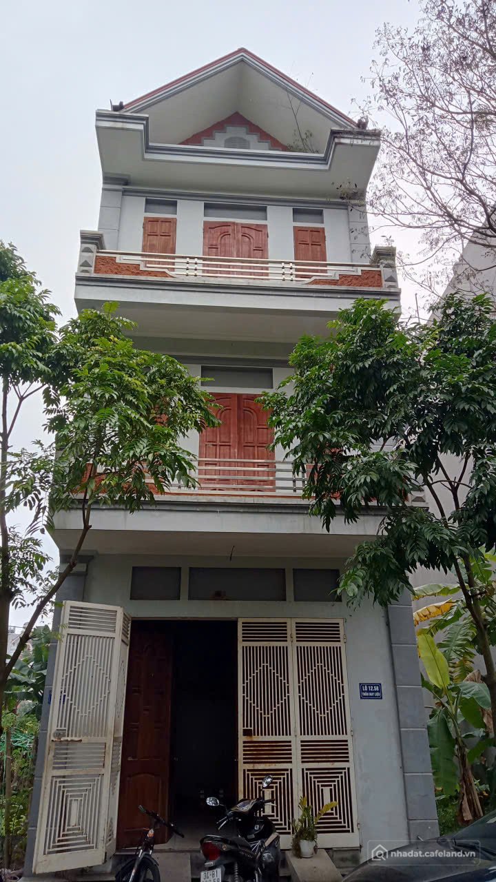 Cho thuê nhà riêng: cho thuê nhà 4 tầng số 82 trần huy liệu tứ minh hải dương