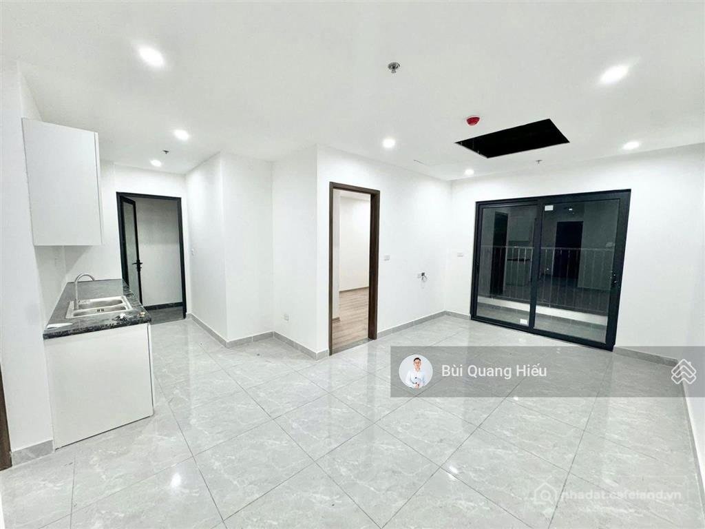 Cho thuê căn hộ chung cư: Cho thuê căn góc không đồ dự án 384 lê thánh tông giá 