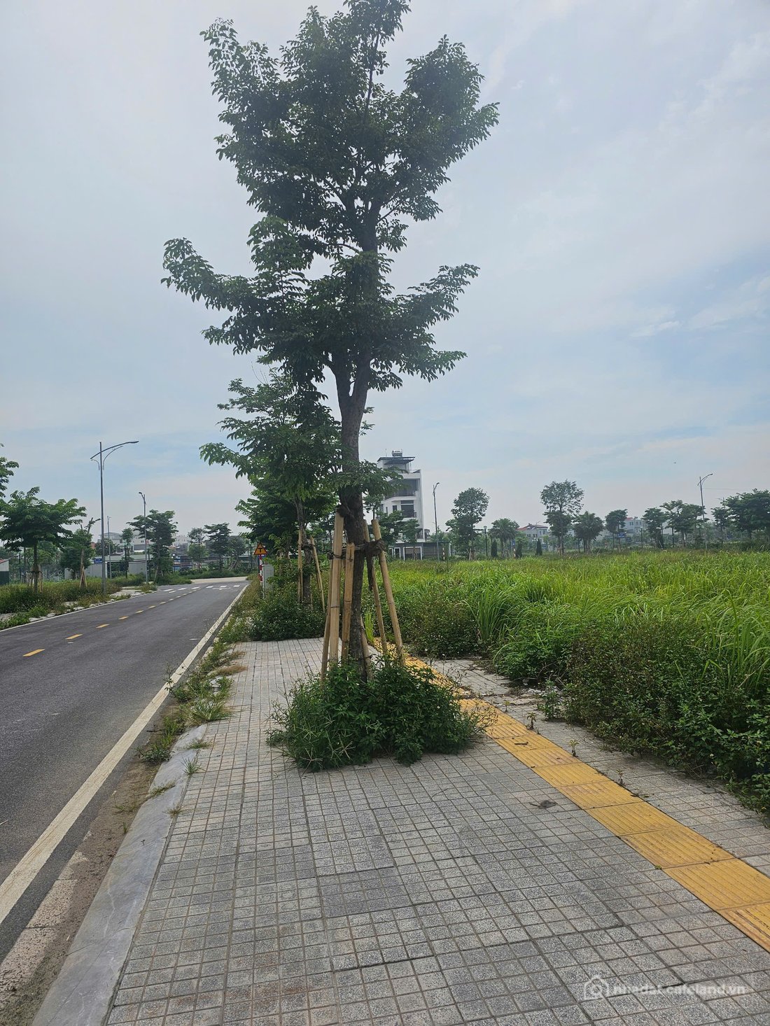 Bán đất thổ cư: Đất thổ cư 75m² Khu đô thị Ecorivers phường Ngọc Châu, vị trí tr