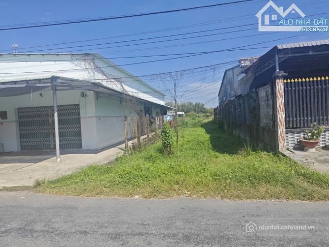 Bán đất thổ cư: Bán gấp 120m2, thổ cư, cạnh bên Khu công nghiệp Trảng Bàng, chỉ 