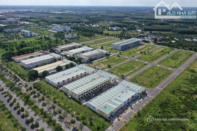 Bán biệt thự: Bán nhà phố Phước Đông New City block B3 1,7 tỷ đã hoàn thiện 2PN 