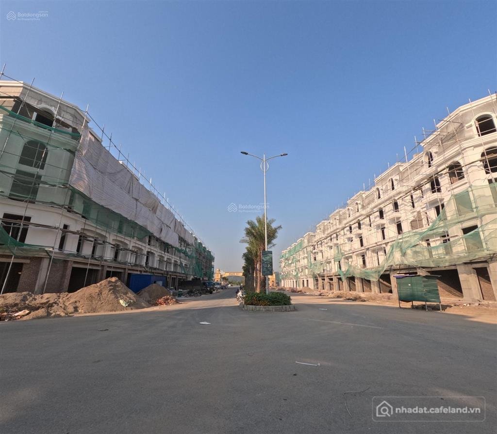 Bán nhà riêng: Cơ hội sở hữu duy nhất 1 căn lk12a giá gdd1 hoàng huy green river