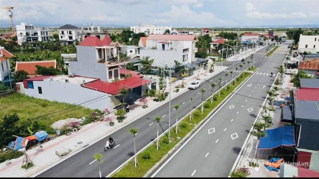Bán đất thổ cư: Lô đất sát khu đô thị vinhomes golden city giá chỉ 1,45 tỷ
