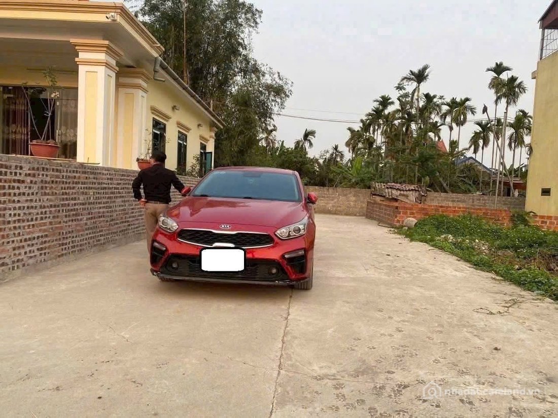 Bán đất thổ cư: Bán 55 m Đường Đá Hoa Động ngõ ô tô đỗ cửa nằm giữa Hoàng Huy và