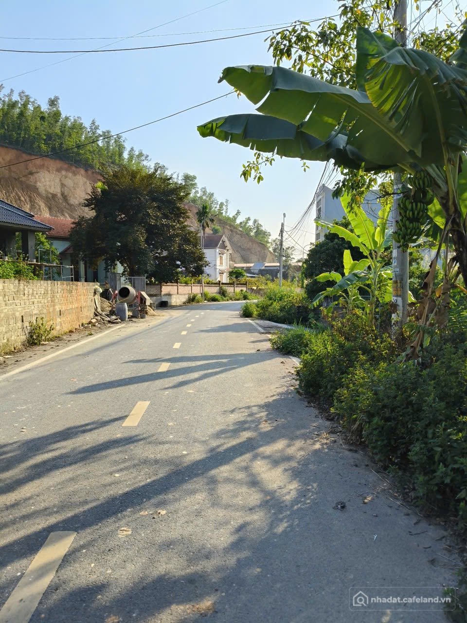 Bán đất thổ cư: Bán 147 m Chính Mỹ đường nhựa khu dân cư đông đúc buôn bán đc .l