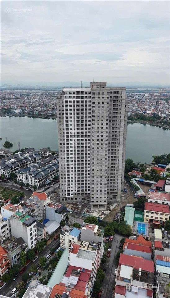 Bán căn hộ chung cư: Căn hộ 2 phòng ngủ 69m2 tại lakeside garden giá 2,7ty, chỉ 