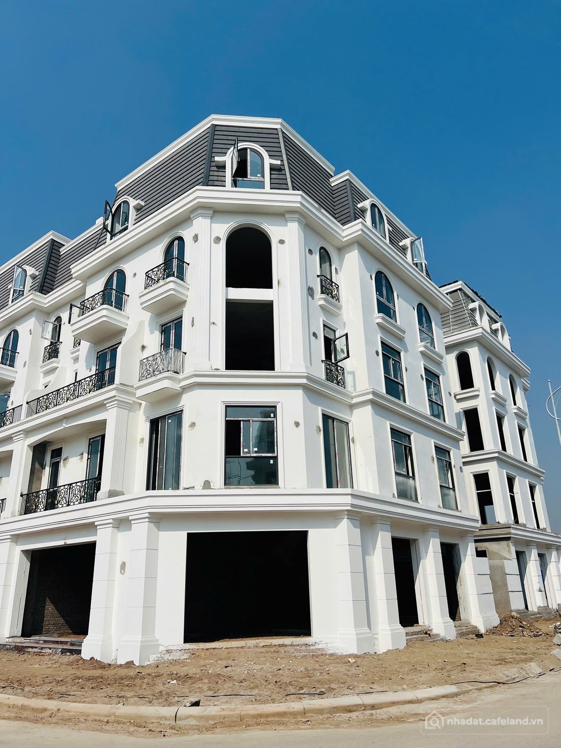 Bán nhà riêng:  HÀNG HIẾM – GIÁ RẺ NHẤT HOÀNG HUY GREEN RIVER 