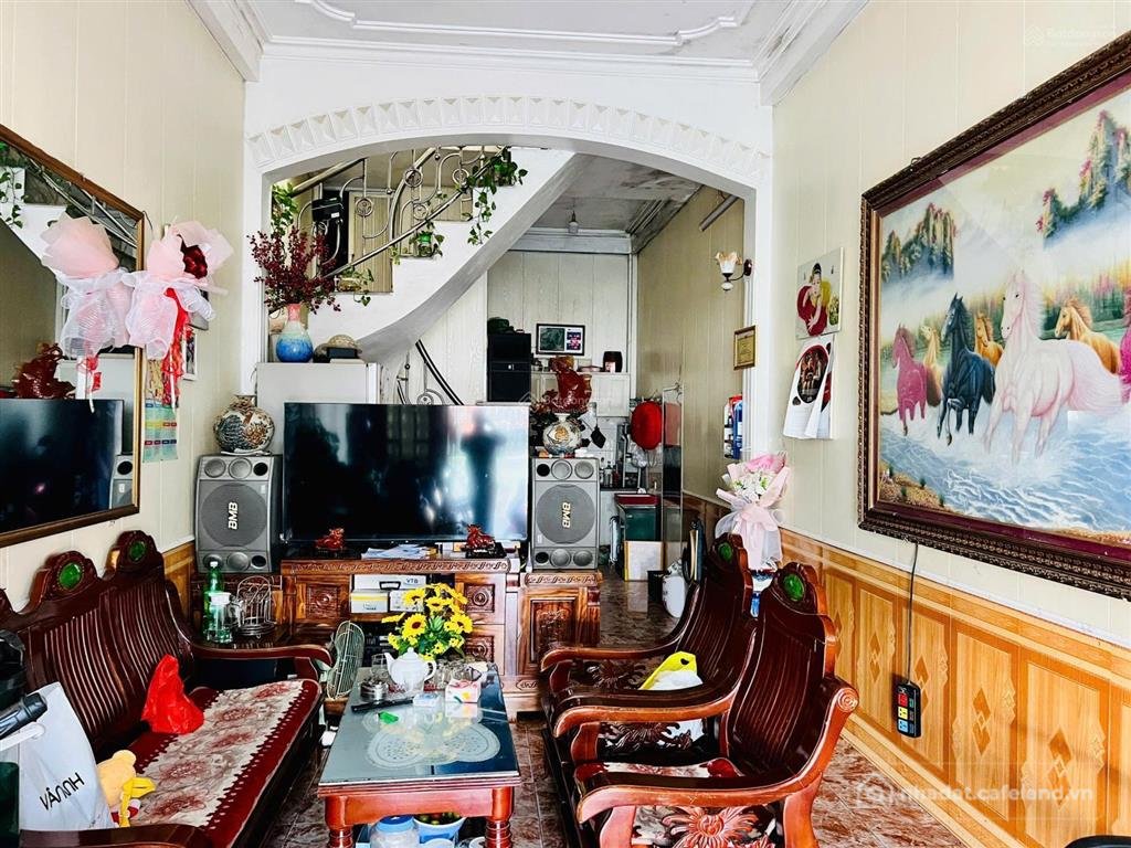 Bán nhà riêng: Bán nhà mặt đường cầu hoàng gia. 67,2m2 ngô quyền, hp