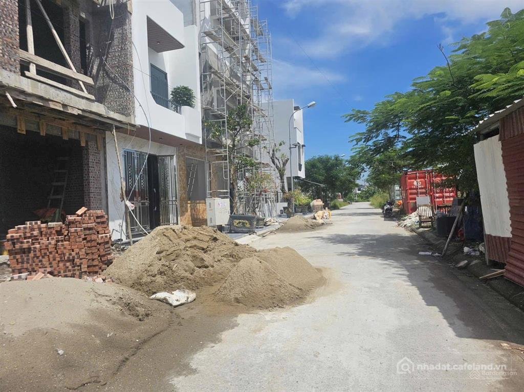 Bán đất thổ cư: Bán lô đất tái định cư tràng cát đường 12m gần dự án ecopark hải