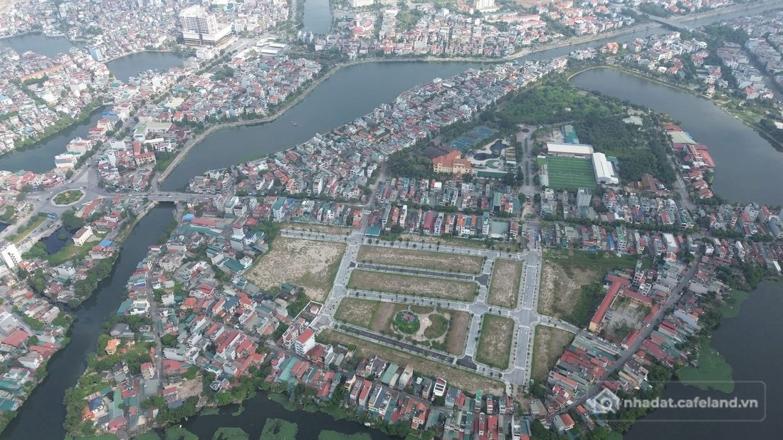 Bán đất thổ cư: Trái bầu riverside