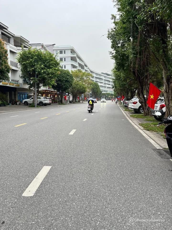 Bán nhà riêng: Bán nhà Ecopark Hải Dương đường Hải Hưng