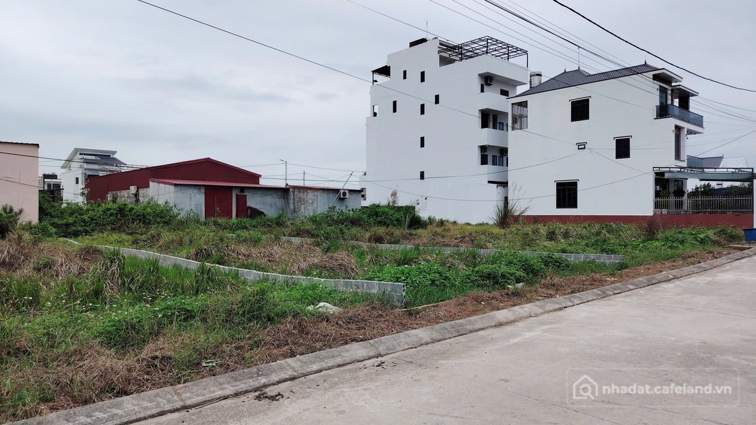 Bán đất thổ cư:  ĐẤT VÀNG PHONG THỦY 168.36m2 - ĐỐI DIỆN GA TÀU CAO TỐC NAM HẢI