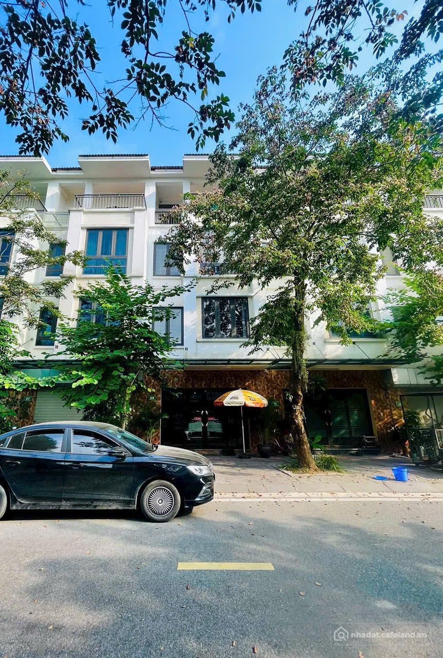 Bán nhà riêng: Chính chủ bán nhà 4 tầng khu Vườn Tùng - KĐT Ecopark - Hải Dương