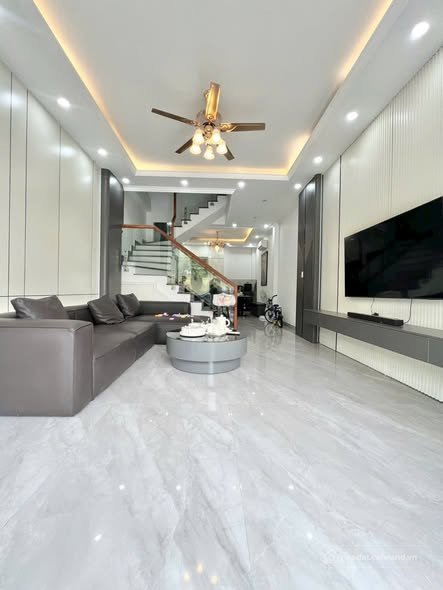 Bán nhà riêng: CĂN 4 TẦNG FULL NỘI THẤT XỊN SÒ CỰC ĐẸP – KĐT HIM LAM HÙNG VƯƠNG,