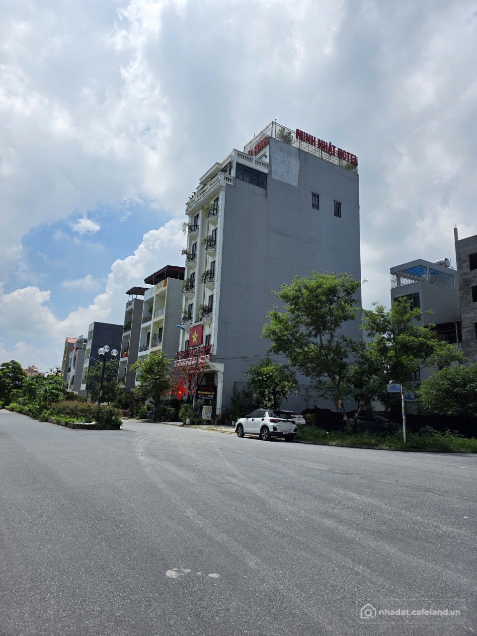 Bán đất thổ cư: Bán 72m đất giãn dân bò sơn 3. Nhìn khu phức hợp thể thao thành 