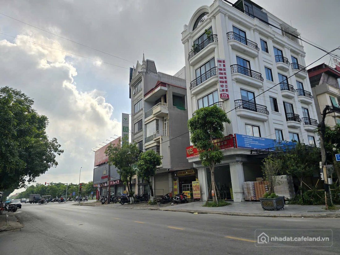 Bán đất thổ cư: Bán 108m đất lô góc.làn 2 đường nguyễn quyền. Nhìn khu phức hợp 