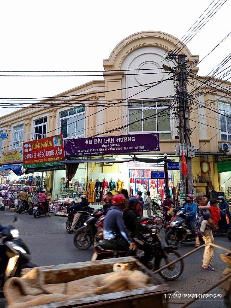 Bán đất thổ cư: NHÚ 2 TỶ - ĐƯỜNG THÔNG Ô TÔ - NGAY CHỢ ĐỒNG KỴ - TIỆN ÍCH NGẬP T