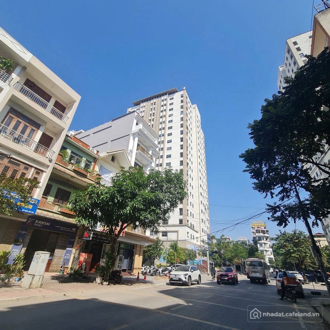 Bán đất thổ cư: Bán 90m đất mặt đường hồ ngọc lân. Cạnh vườn hoa và tổ hợp chung