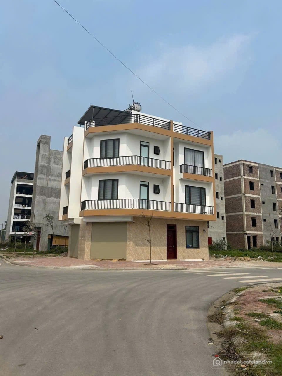 Bán đất thổ cư: Bán 82.4m đất lô góc giãn dân yên mẫn vạn an dãy L5 nhìn vườn ho