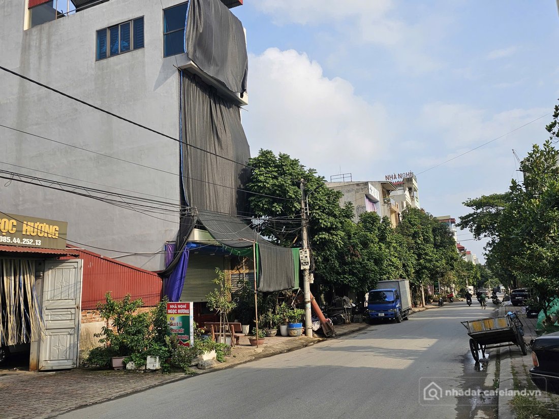 Bán đất thổ cư: Bán 80m đất dãy NO01 khu cao đức vạn an. Làn 2 đường thiên đức. 