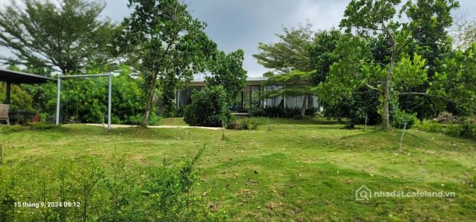 Bán đất thổ cư: Bán Lake Villa bên bờ Hồ Suối Vọng, Đồng Nai. 6000m2. Vị trí độc