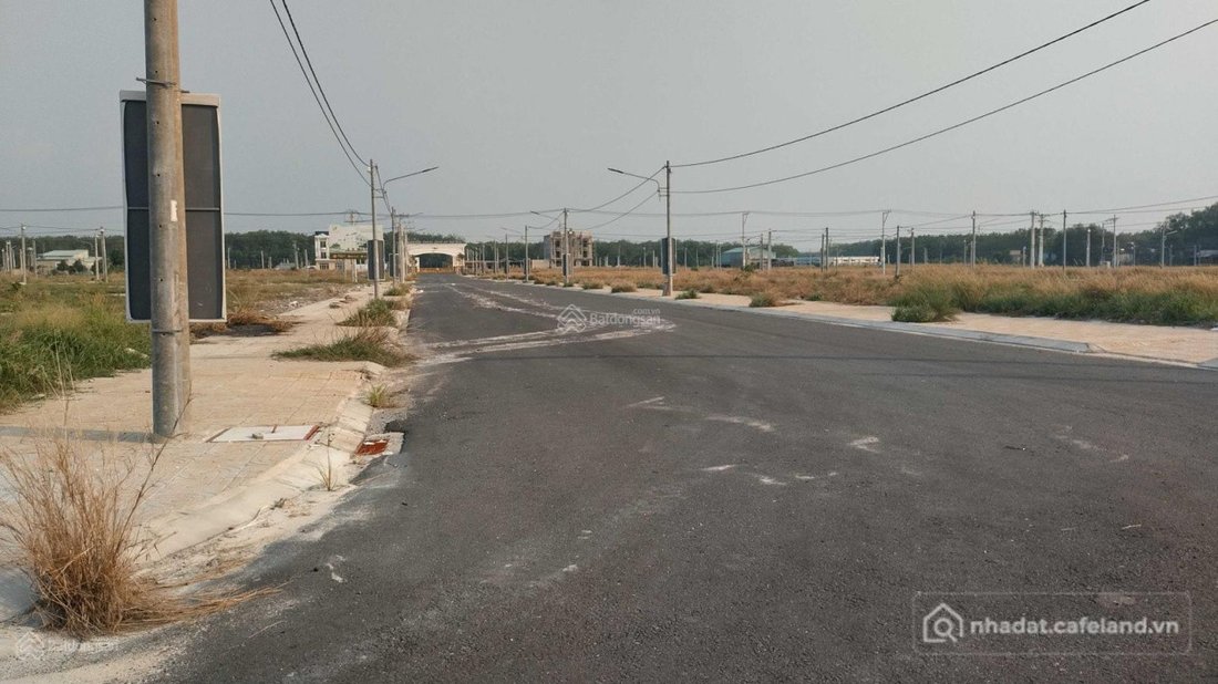 Bán đất thổ cư: Bán bán đất thổ cư 90m² , giá 870 triệu, dự án Phúc Hưng Golden