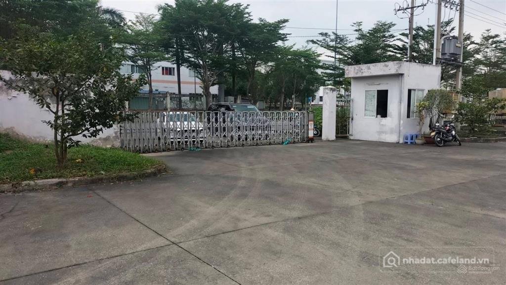 Bán kho, nhà xưởng: Chuyển nhượng 5.200m2 nhà xưởng kcn nhơn trạch, cơ khí đúc n