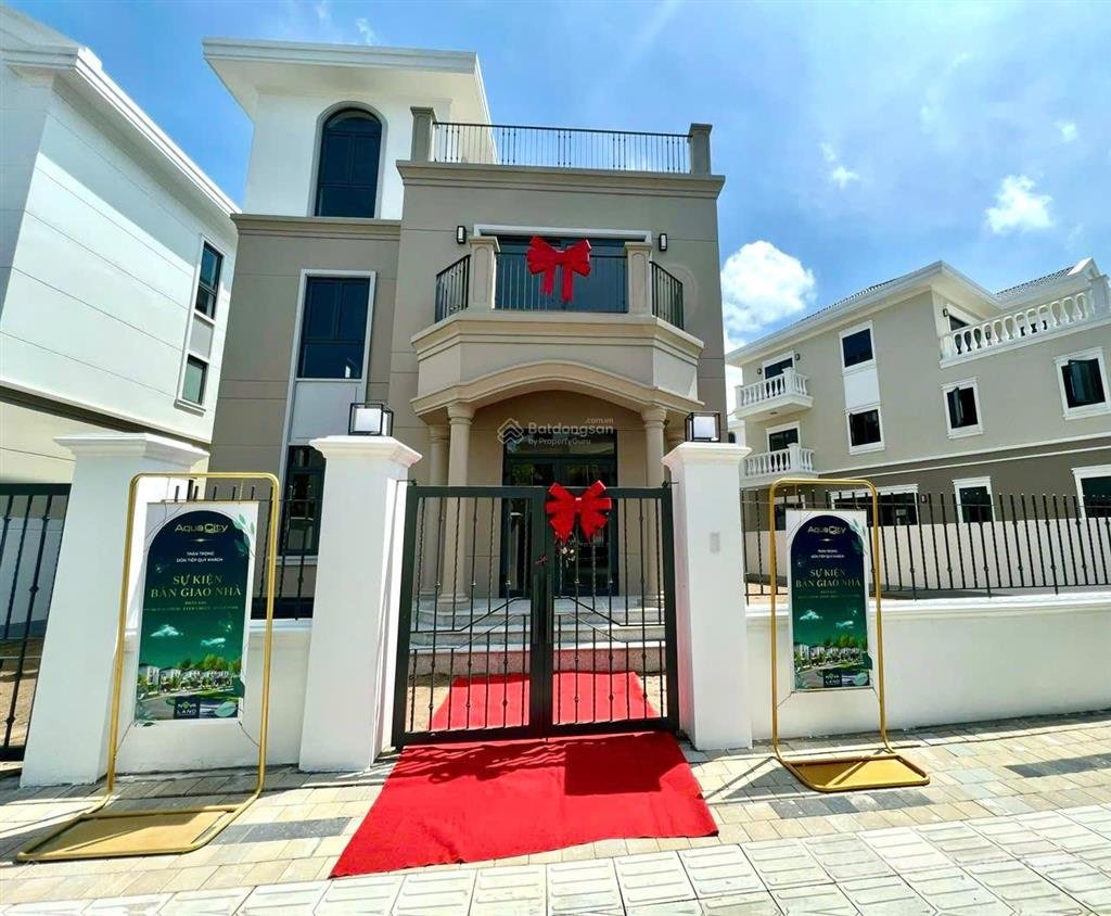 Bán nhà riêng: Biệt thự the grand villas aqua city giá thấp nhất 16,9 tỷ, 300m2,