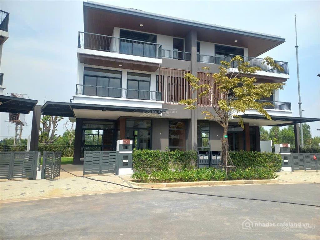 Bán nhà riêng: Bán biệt thự tại khu đô thị id junction, 12,5 tỷ, 170 m2, chính c