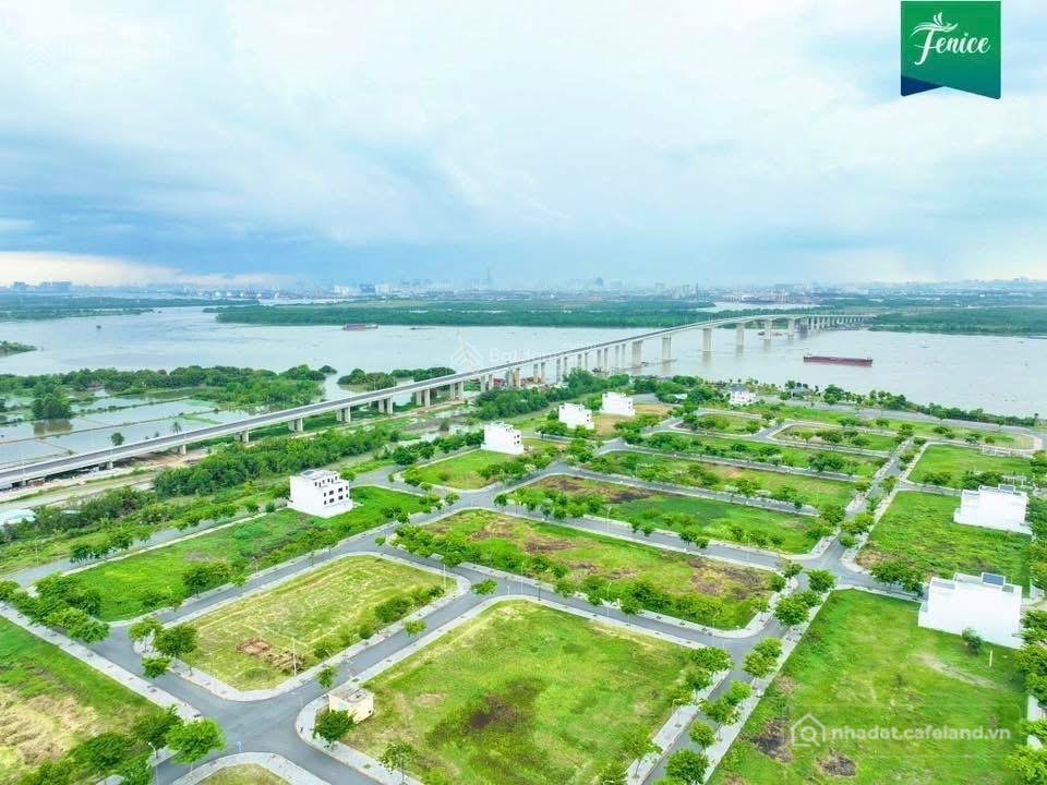 Bán nhà riêng: Hàng hiếm biệt thự sông kingbay dt 450m2 giá 77,77 tr/m2 0968 144