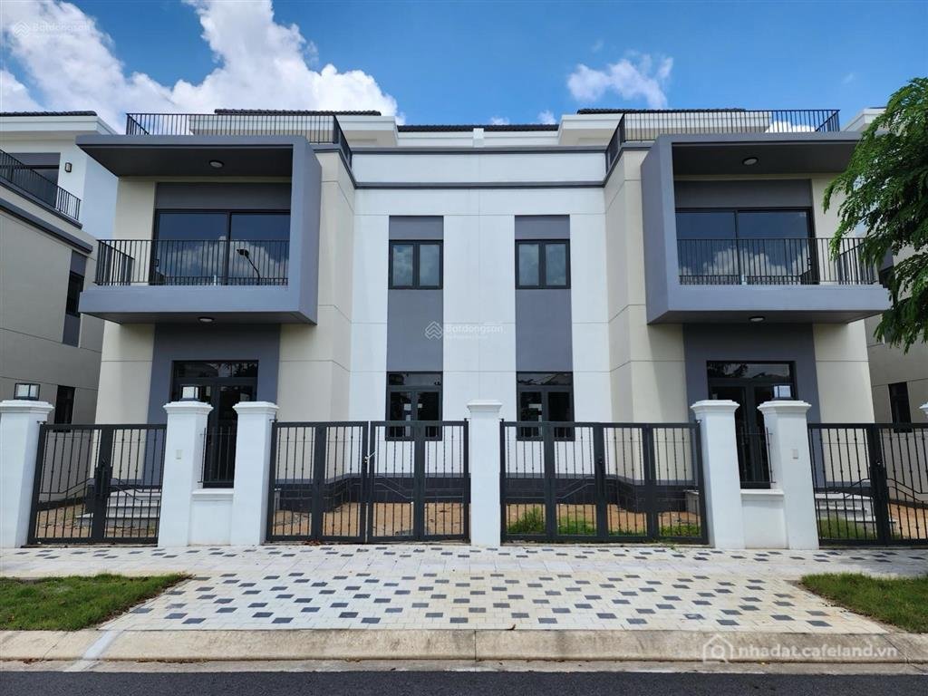 Bán nhà riêng: Cần bán gấp biệt thự the suite aqua city 200m giá chỉ 11 tỷ (bao 