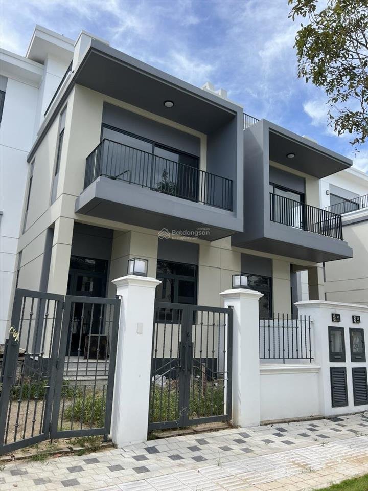 Bán nhà riêng: Bán cắt lỗ nhà phố 5x20m aqua city giá 5.4 tỷ, nhận nhà ngay, pkd