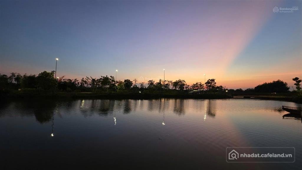 Bán nhà riêng: Bán biệt thự view hồ tại khu đô thị id junction, 20 tỷ, 237 m2, h