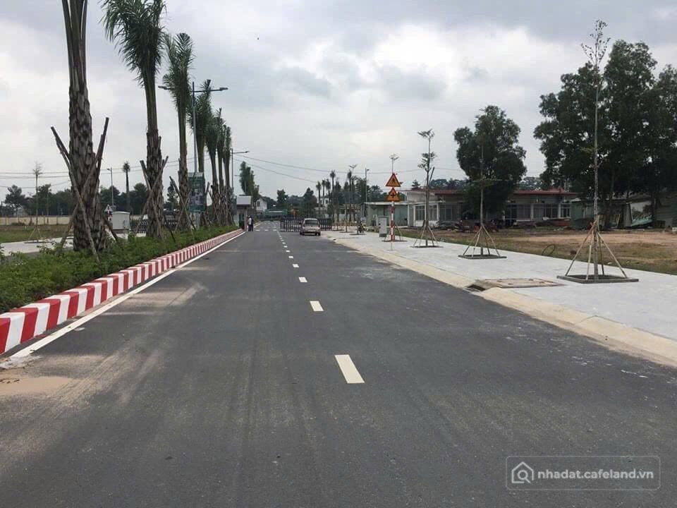 Bán đất thổ cư: ĐẤT MẶT TIỀN FULL THỔ KẾ BÊN CHỢ AN BÌNH LIỀN KỀ SÂN BAY LONG TH