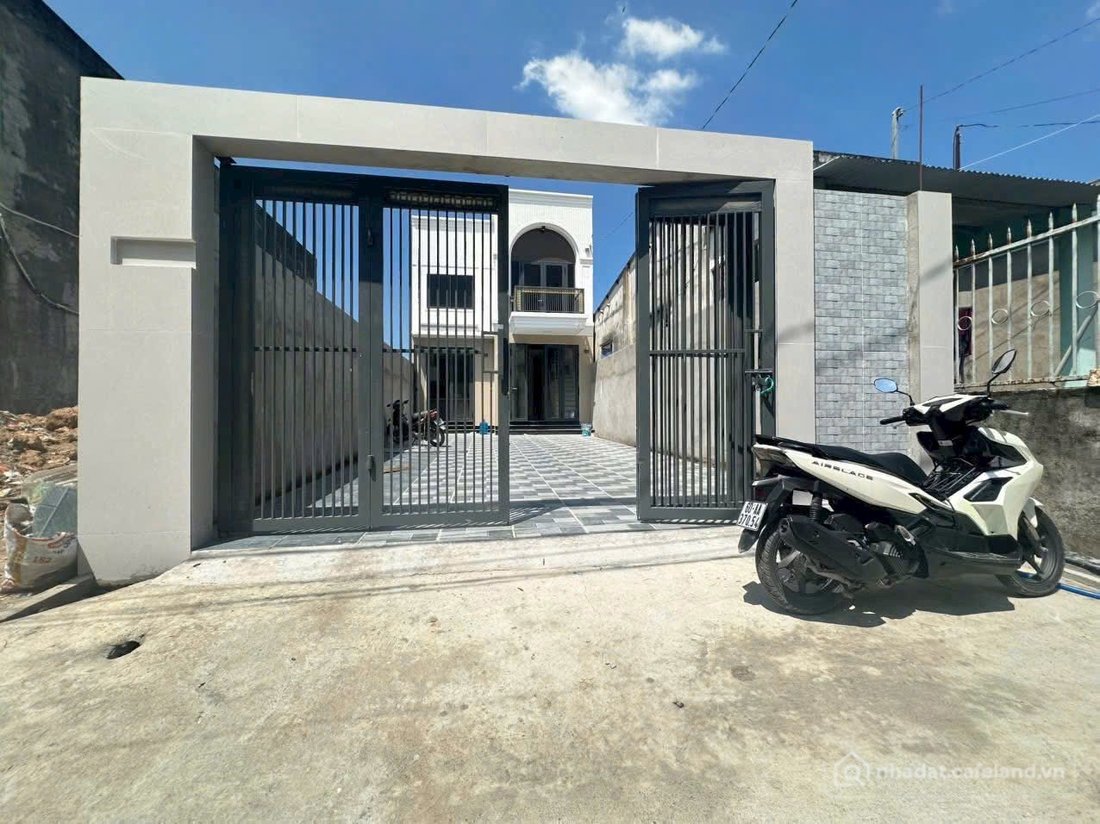 Bán nhà riêng: Bán Nhà Khu dân Cư An ninh, yên tĩnh, Đường ô Tô Thông Thoáng