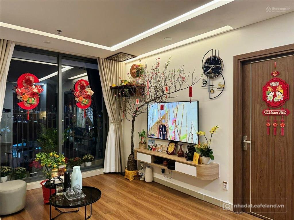 Bán căn hộ chung cư: Bán căn góc siêu đẹp tầng 8 ct2 vcn phước long full nội thấ