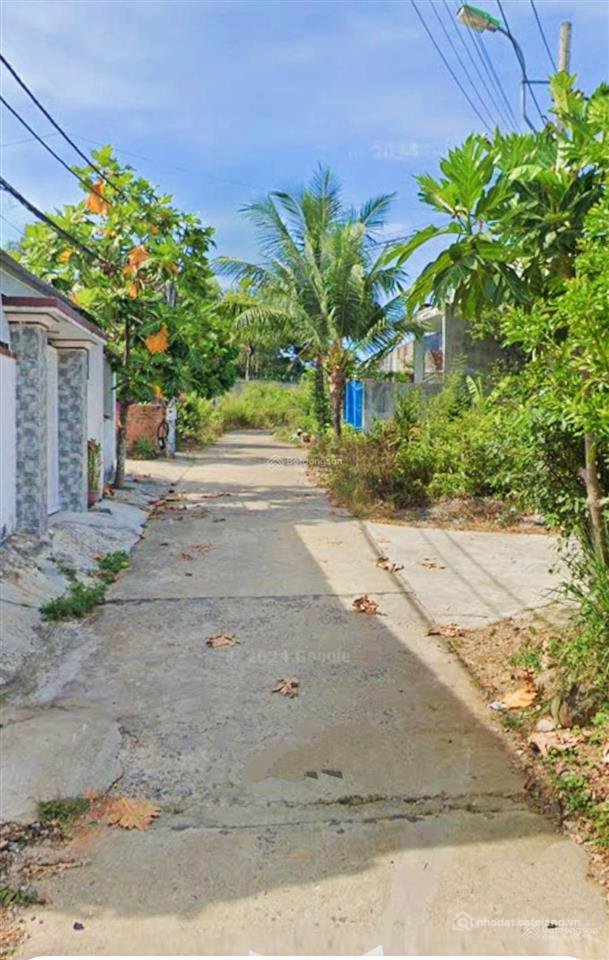 Bán đất thổ cư: [ góc 3 mặt tiền gần đường nguyễn xiển ngang lô đất gần 20m ] * 