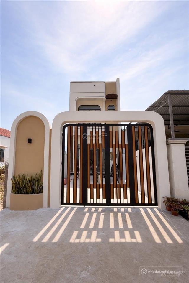 Bán nhà riêng: Bán nhà đẹp full nội thất diên phú diên khánh chỉ hơn 3 tỷ